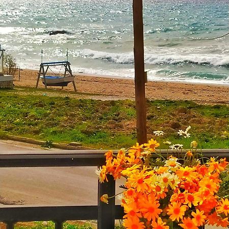Апартаменты Socrates Sea View Kampos Marathokampou Экстерьер фото